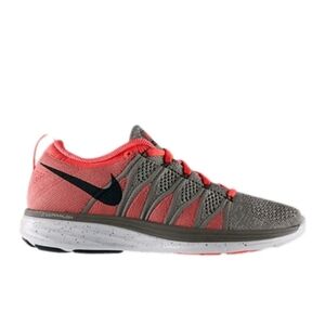 Nike Women’s Gray & Pink Flyknit Lunar 2 Lightweight Running & Training Shoe 7.5